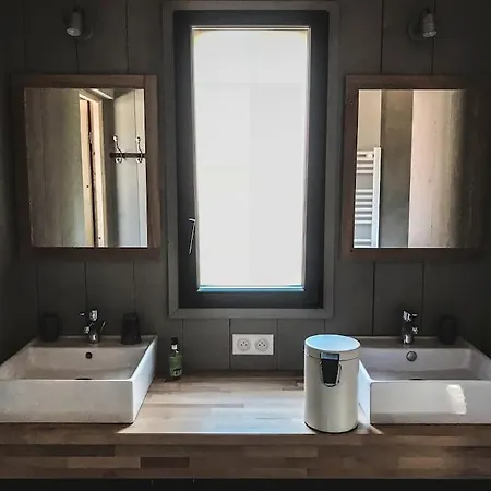Obordelo A Les Bains Villa